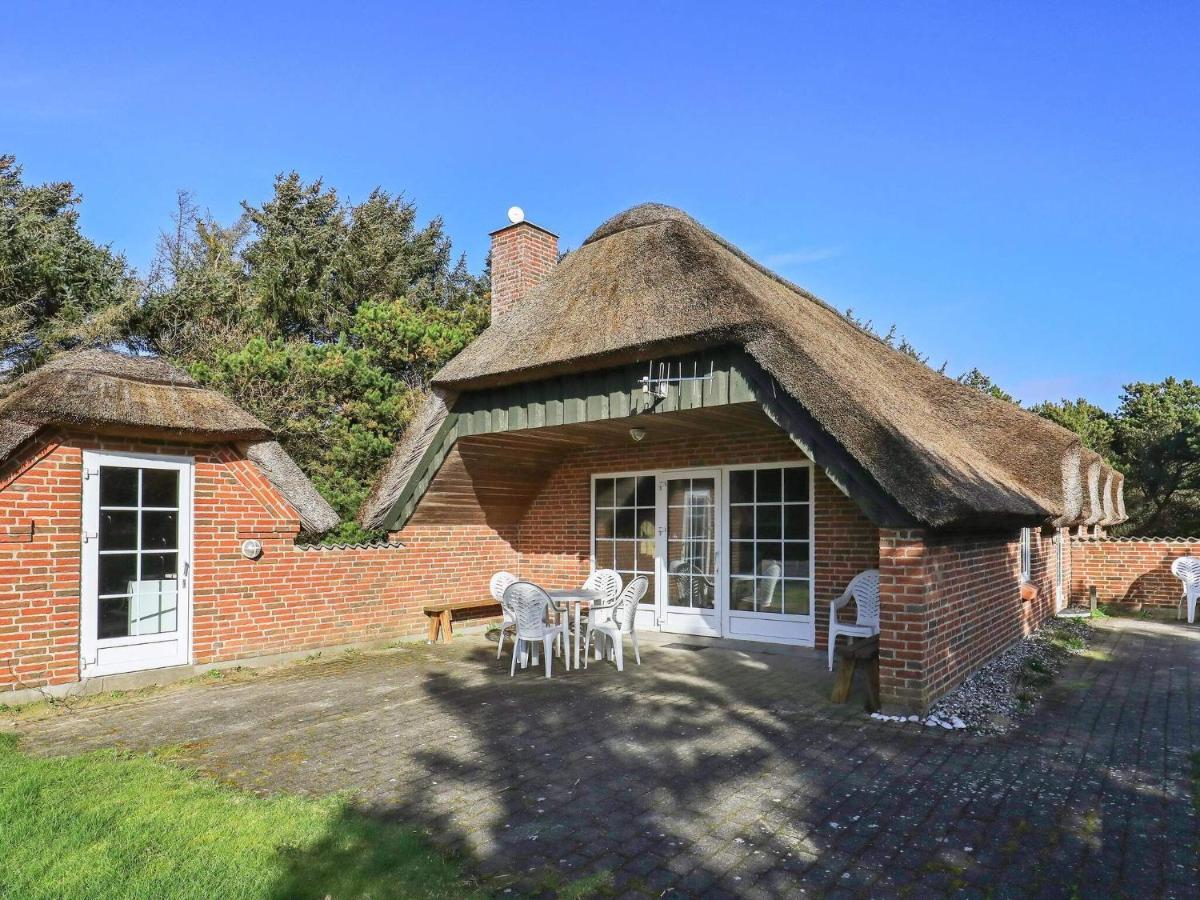 Three-Bedroom Holiday Home In Lokken 1 외부 사진